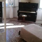 C Luxury Palace And Hostel