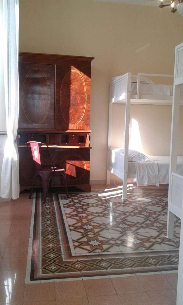 C Luxury Palace And